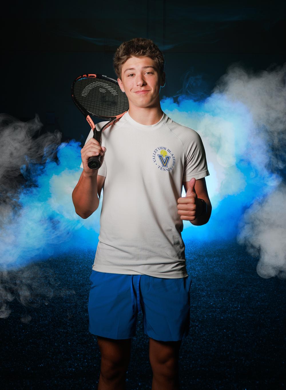 25 VV tennis