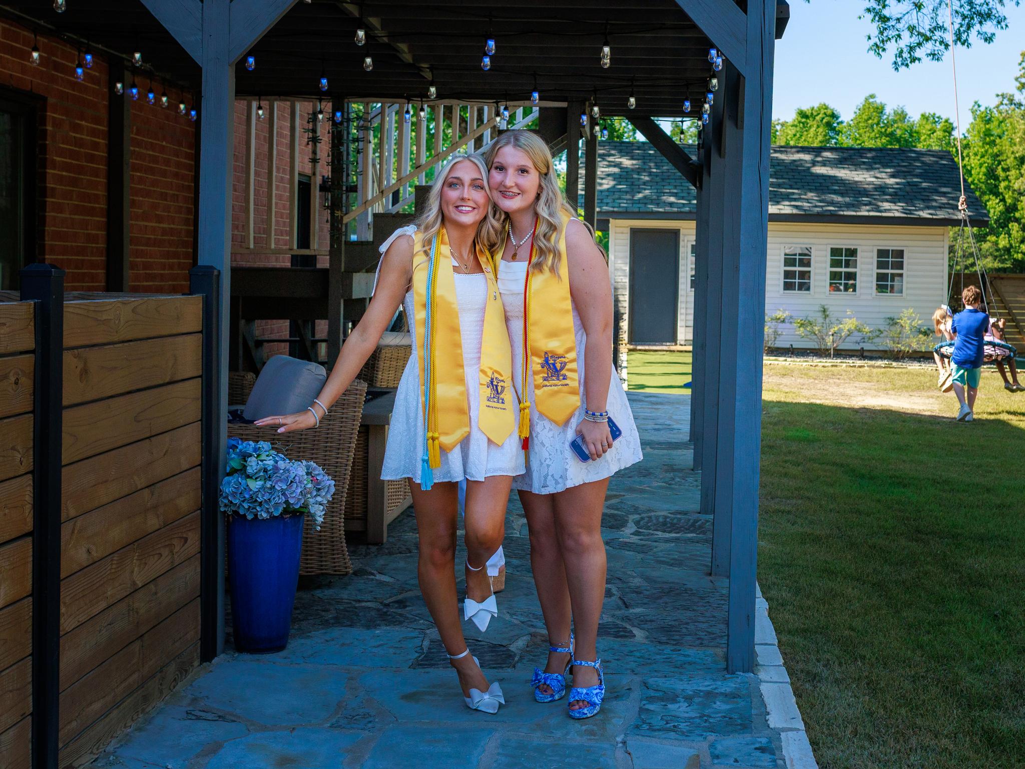 Lauren & Nylie