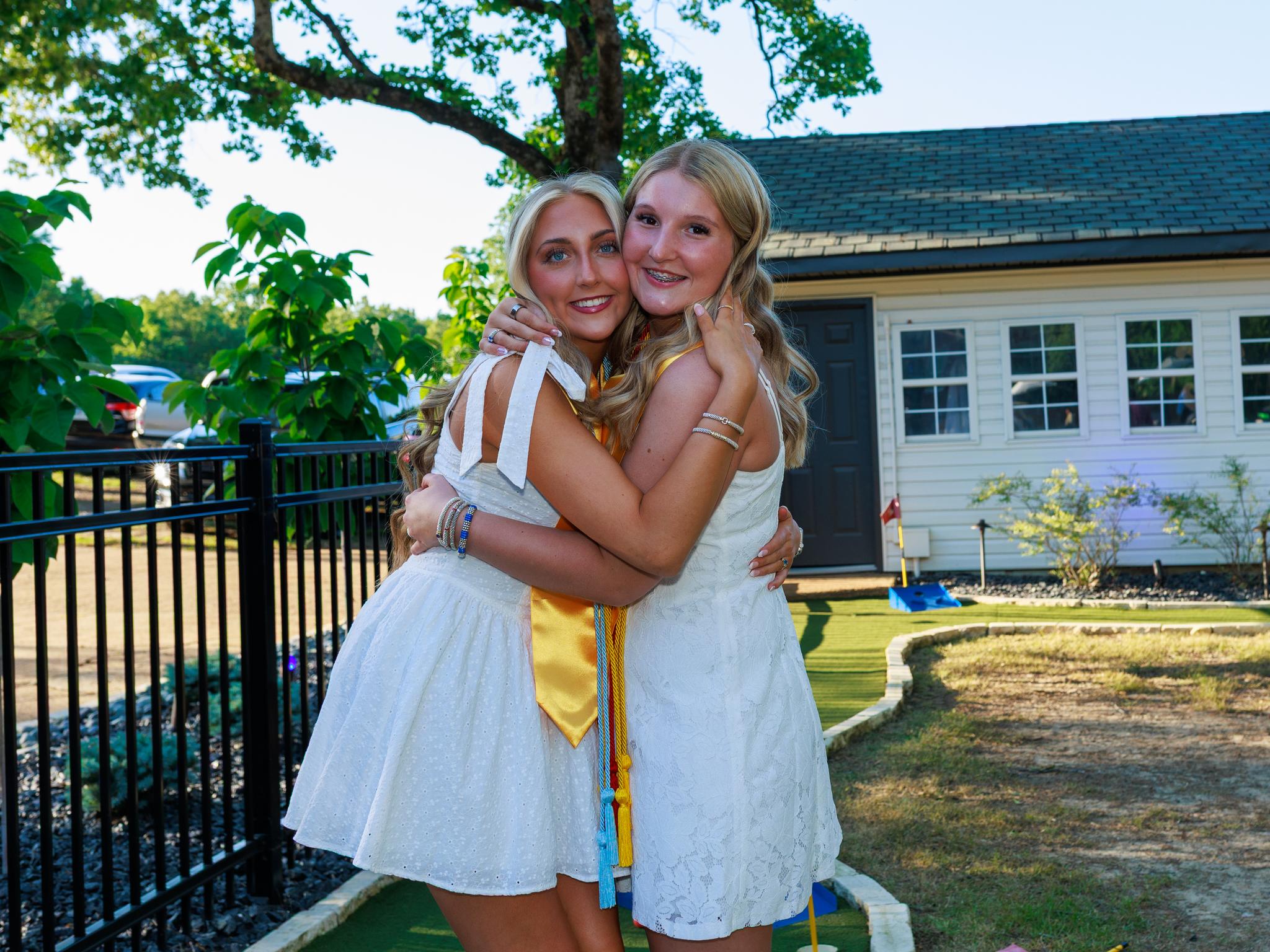 Lauren & Nylie