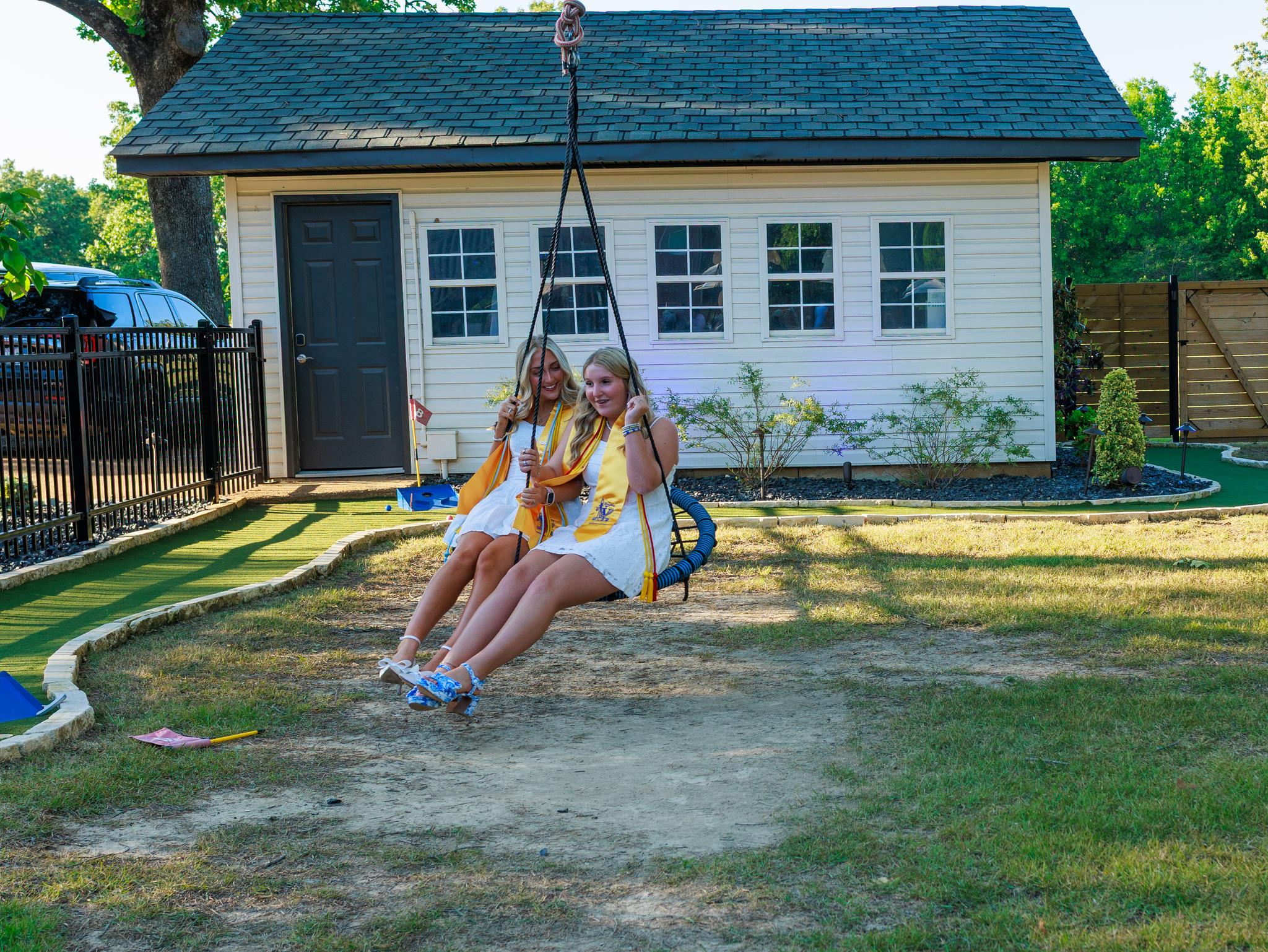 Lauren & Nylie