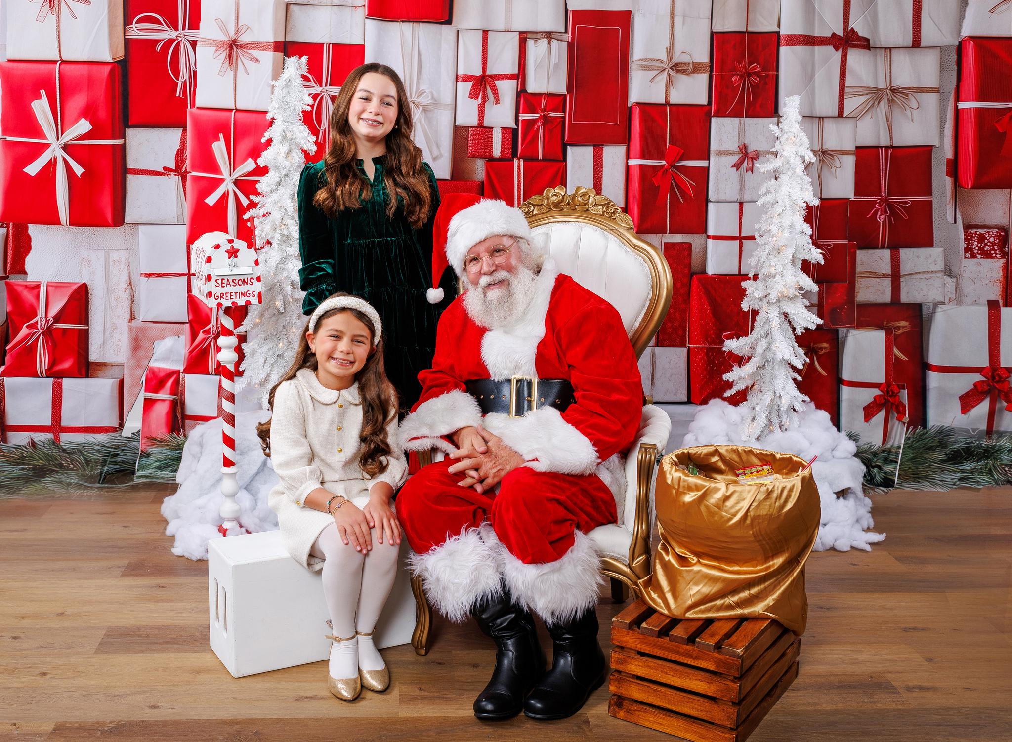 Olivia & Aubrey 🎅🏻