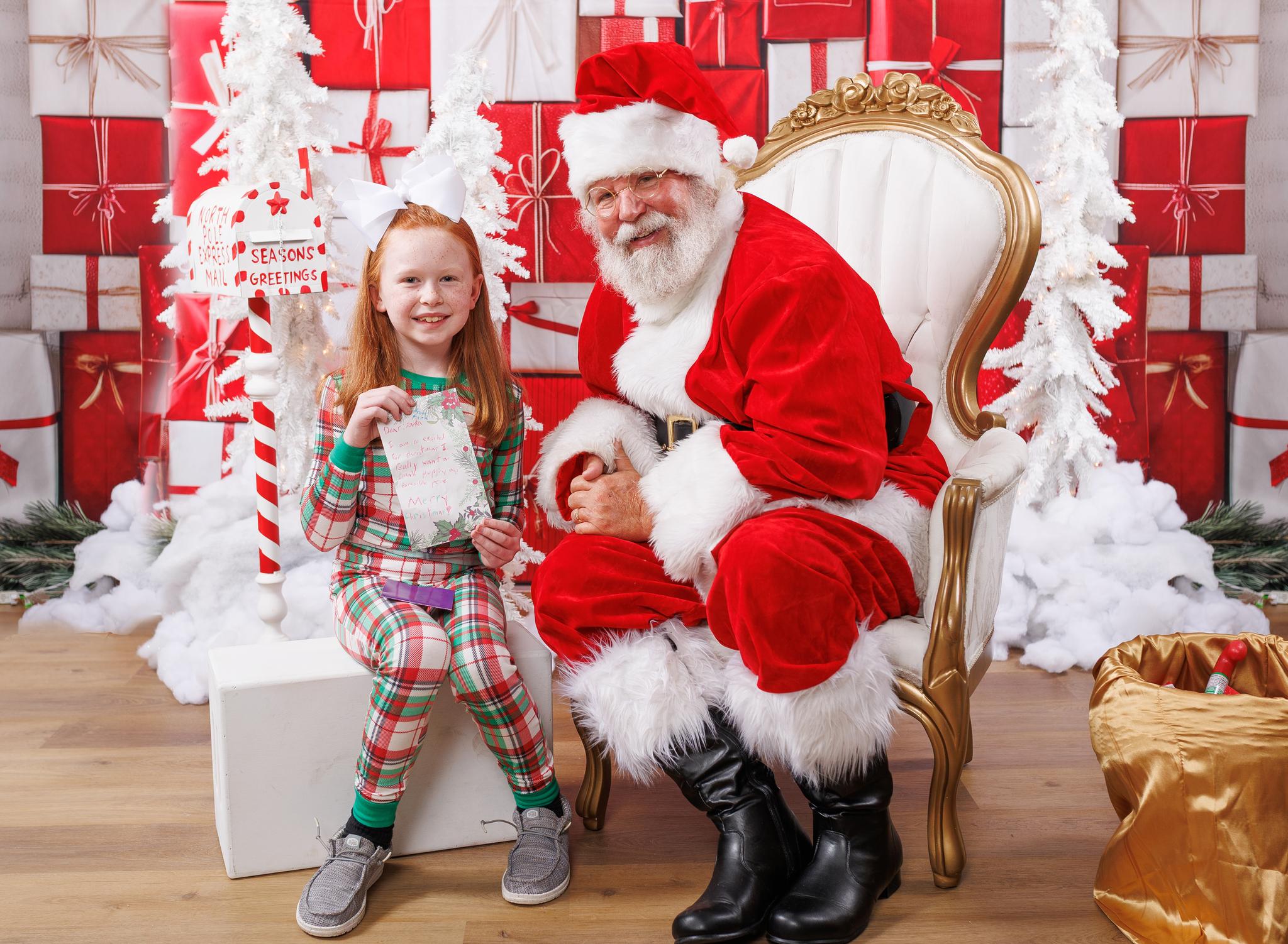Tate, Girls & Santa
