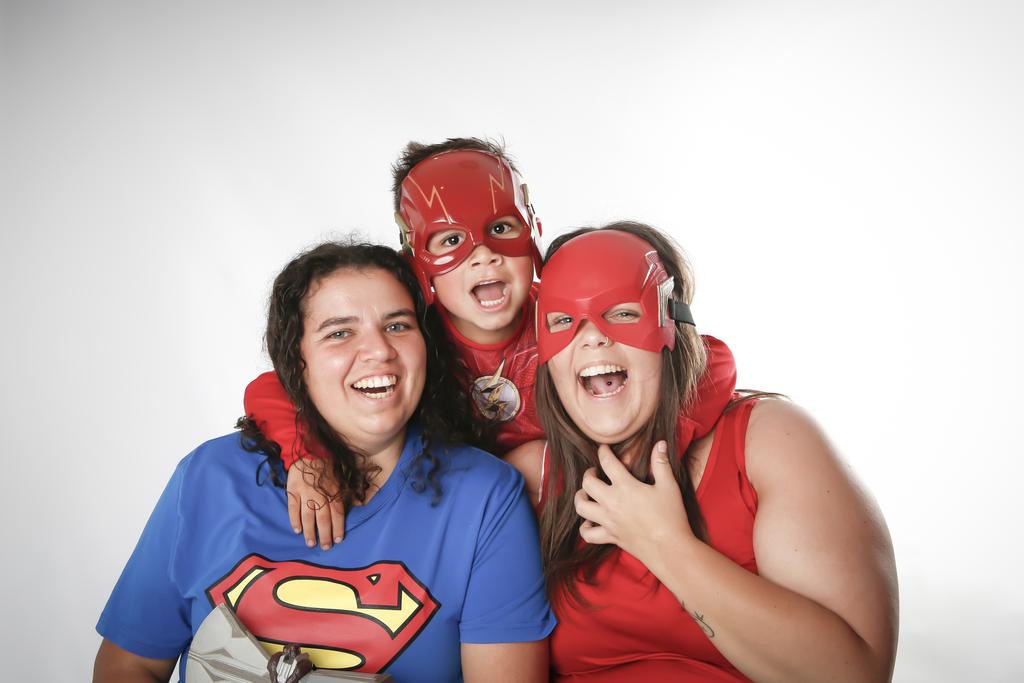 Studio Magic | Family Photographer Sydney – Magazine-Quality Photos at Home